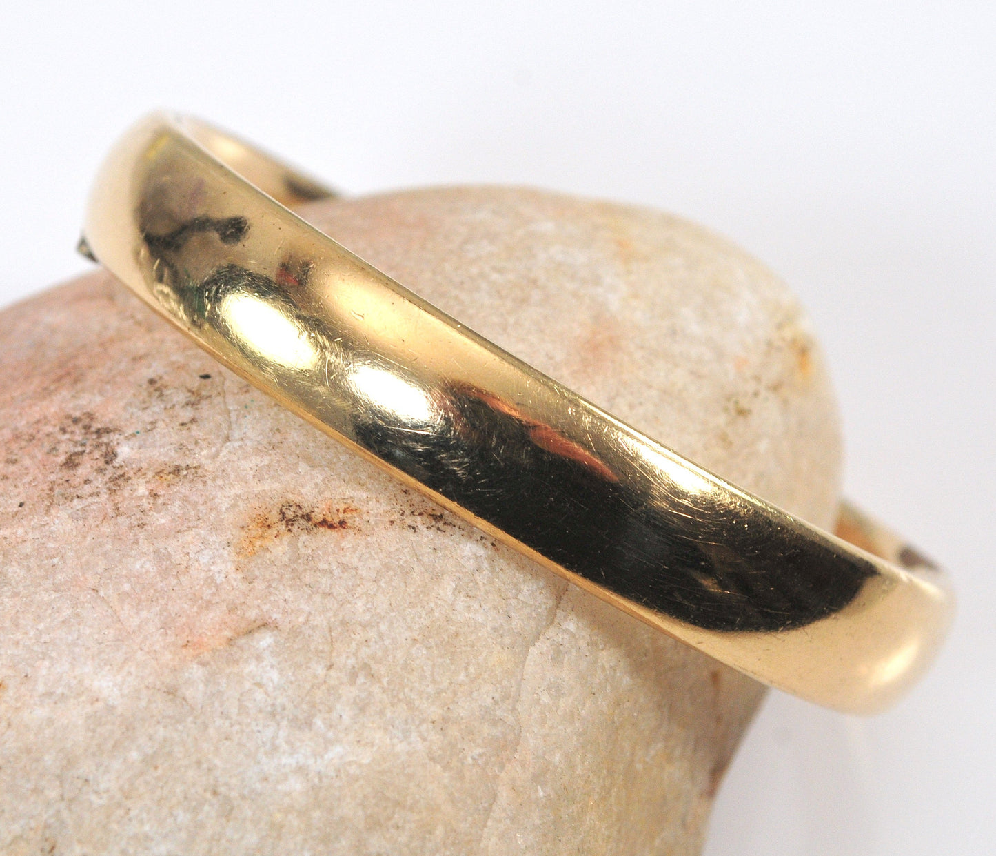 Vintage Signed Gold Filled Bangle Bracelet