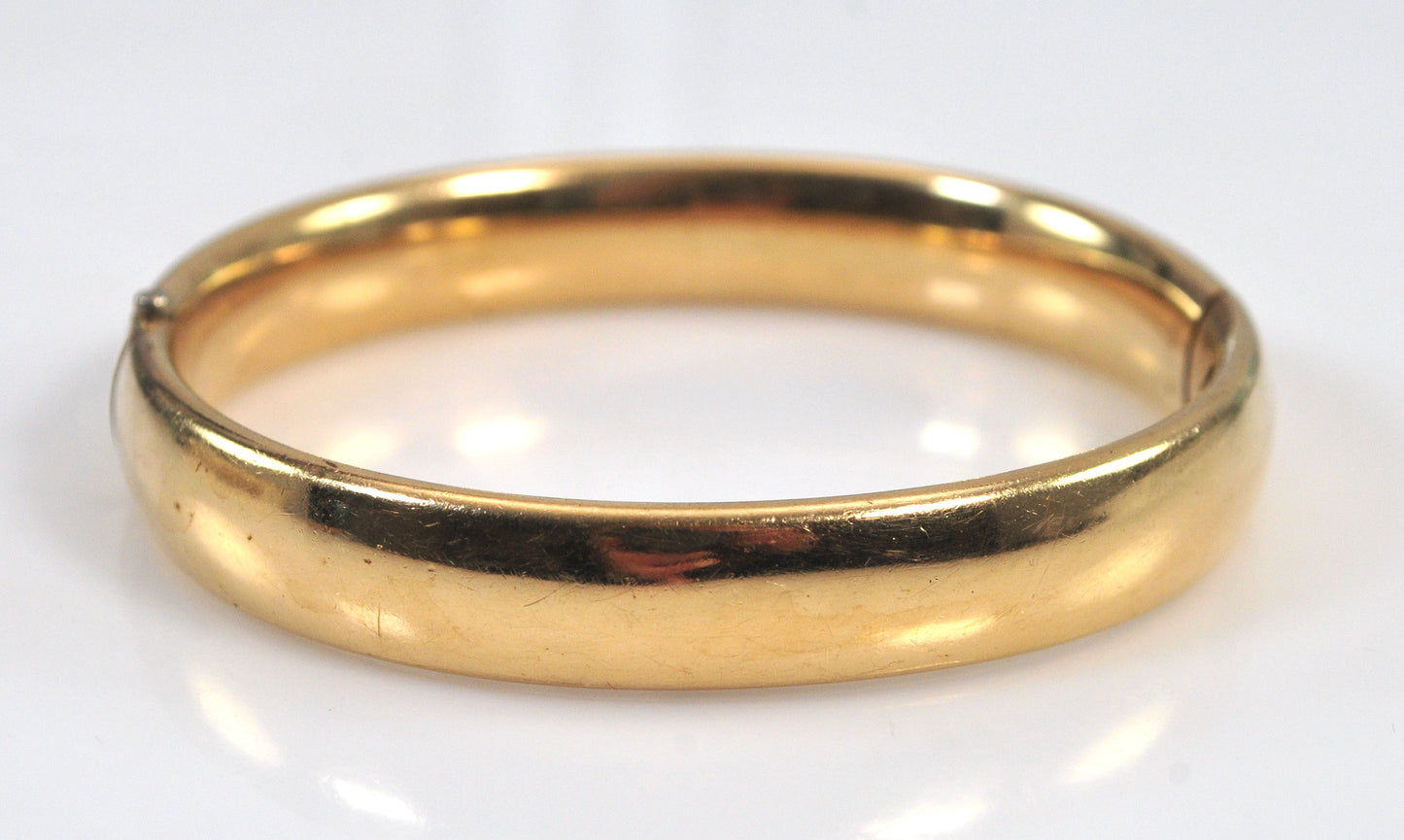 Vintage Signed Gold Filled Bangle Bracelet