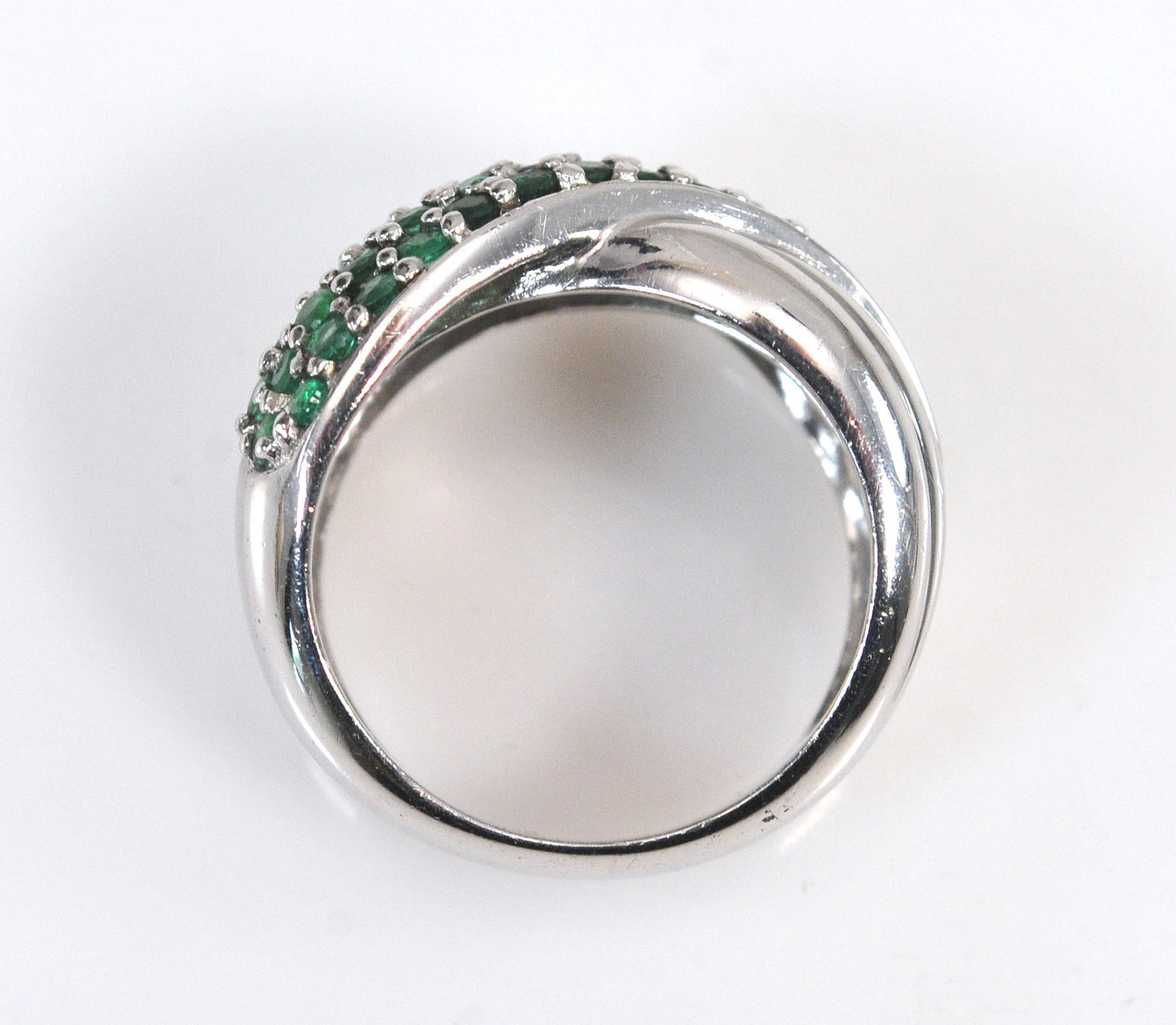 CNA 925 Sterling Silver Emerald Crossover Ring