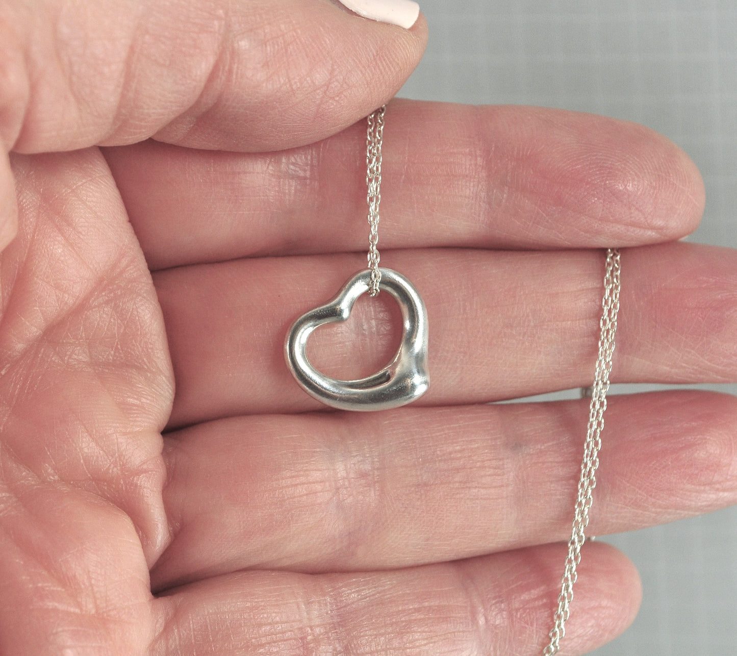 Tiffany & Co. Elsa Peretti 925 Small Floating Heart Pendant and Chain