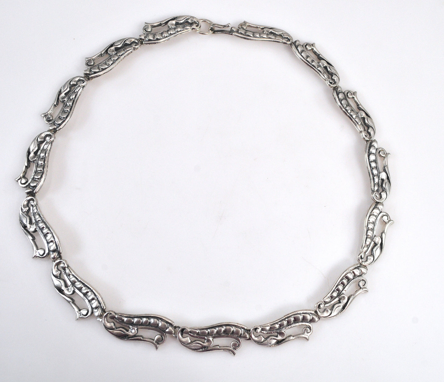 Maestros ProSA Vintage Sterling Silver Necklace