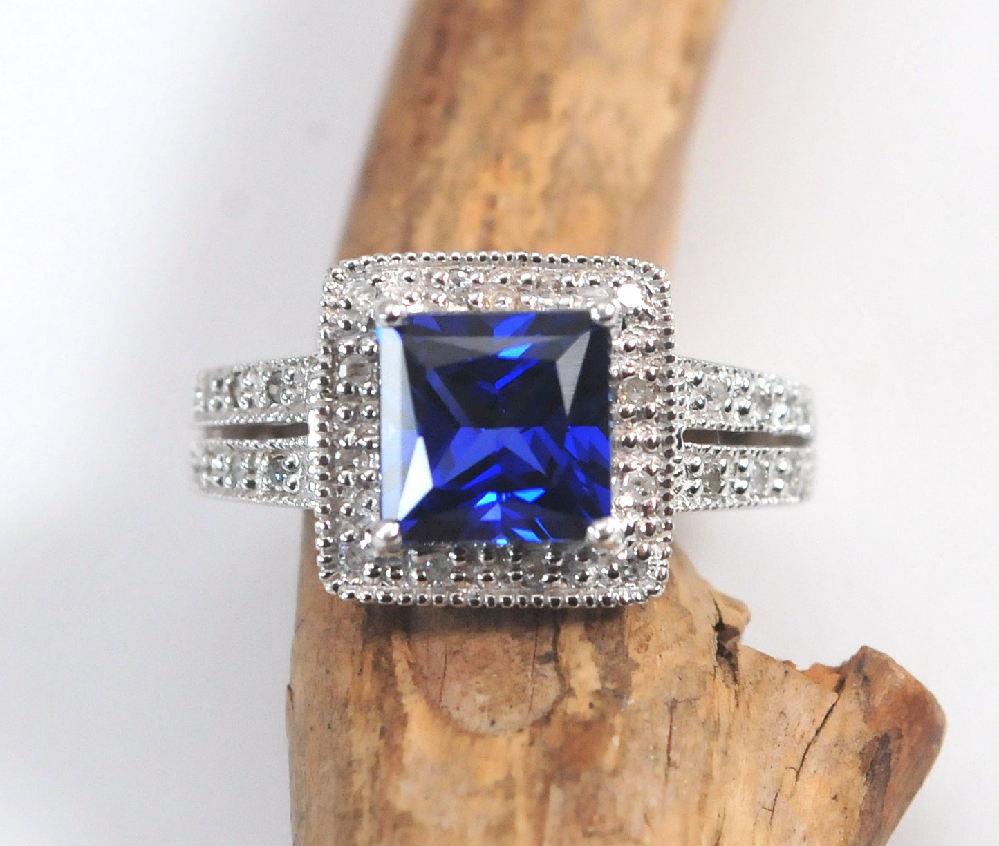 Clyde Duneier 10K White Gold Diamond Cocktail Ring