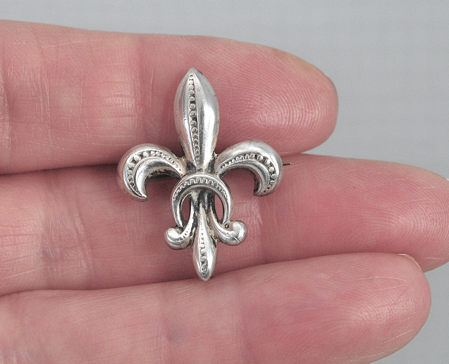 Antique Sterling Silver Gold Fleur de Lis Brooch Clip Pendant