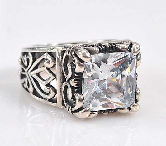 Silpada Sterling Silver Uptown CZ Ring (Copy)