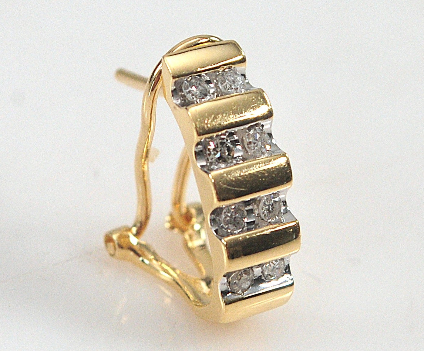 SINGLE 14K Gold Diamond Earring