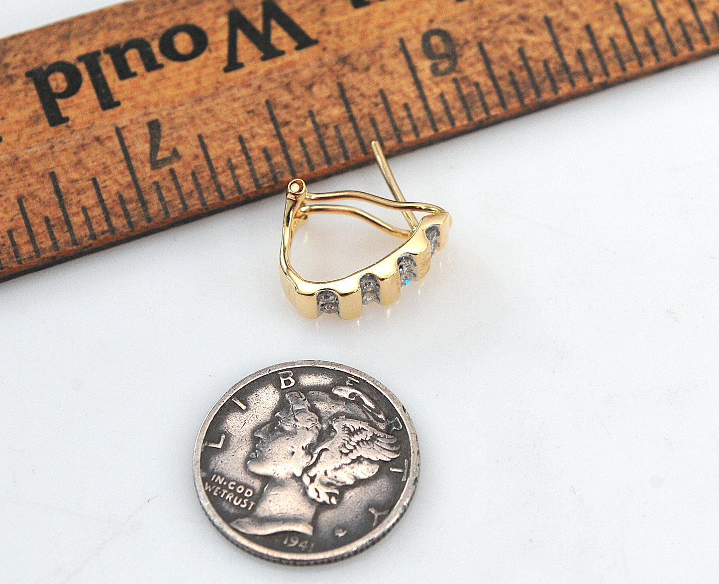 SINGLE 14K Gold Diamond Earring