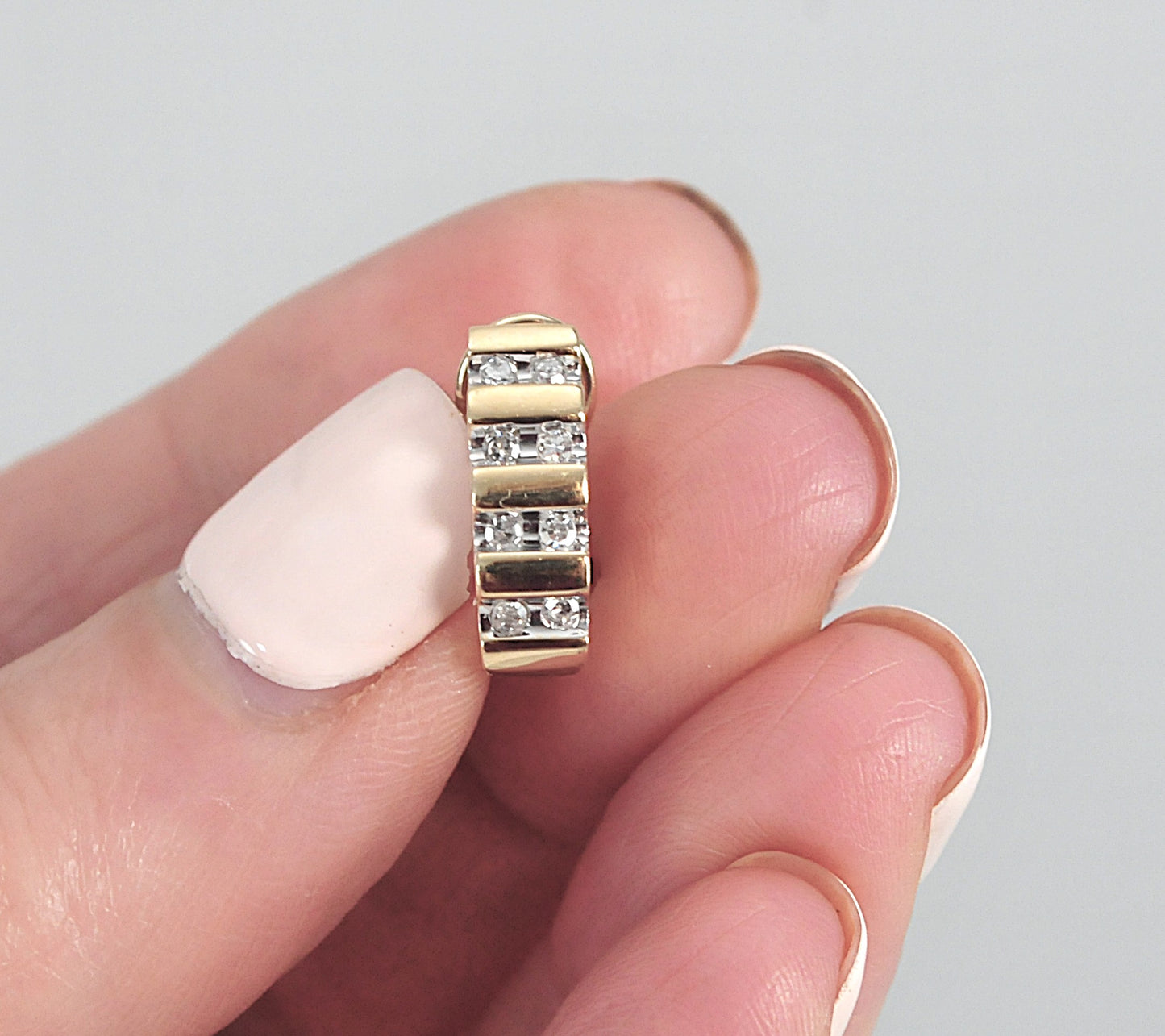 SINGLE 14K Gold Diamond Earring