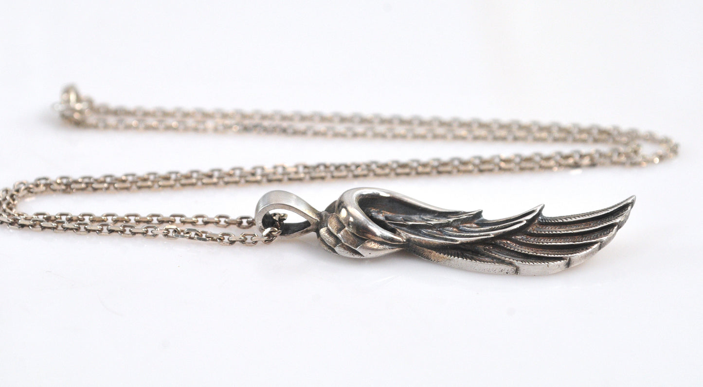 Dudal Sterling Silver Wing Pendant Necklace
