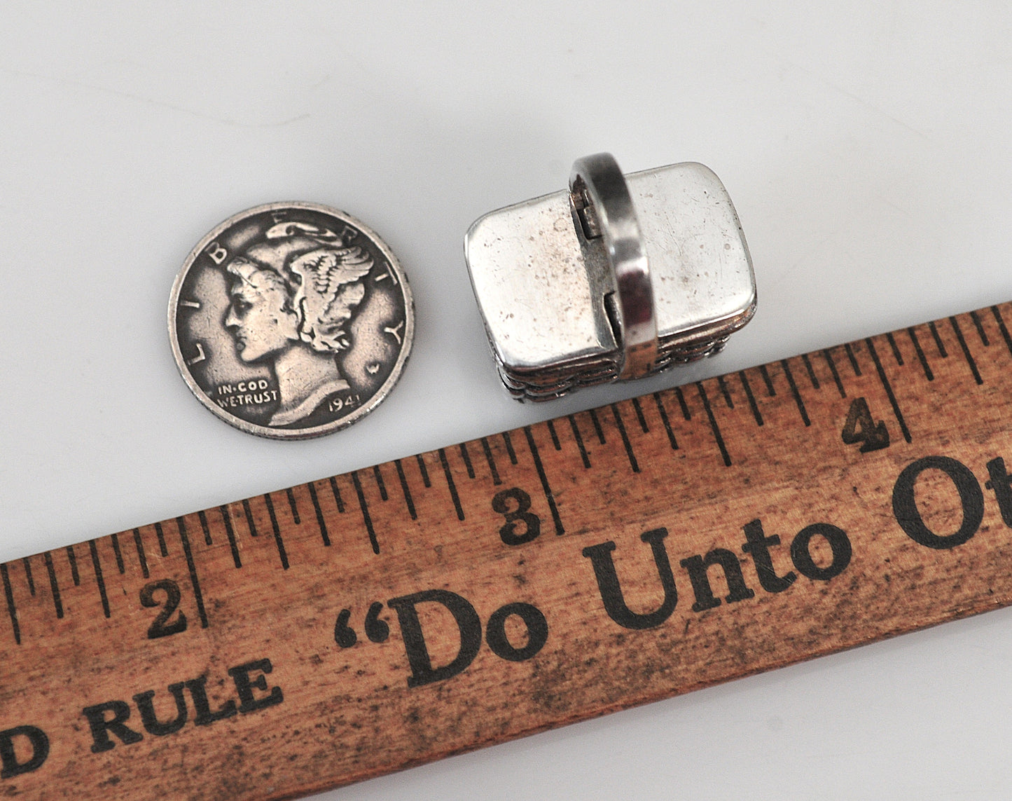 Signed Sterling Silver Picnic Basket Charm Pendant, 12 grams