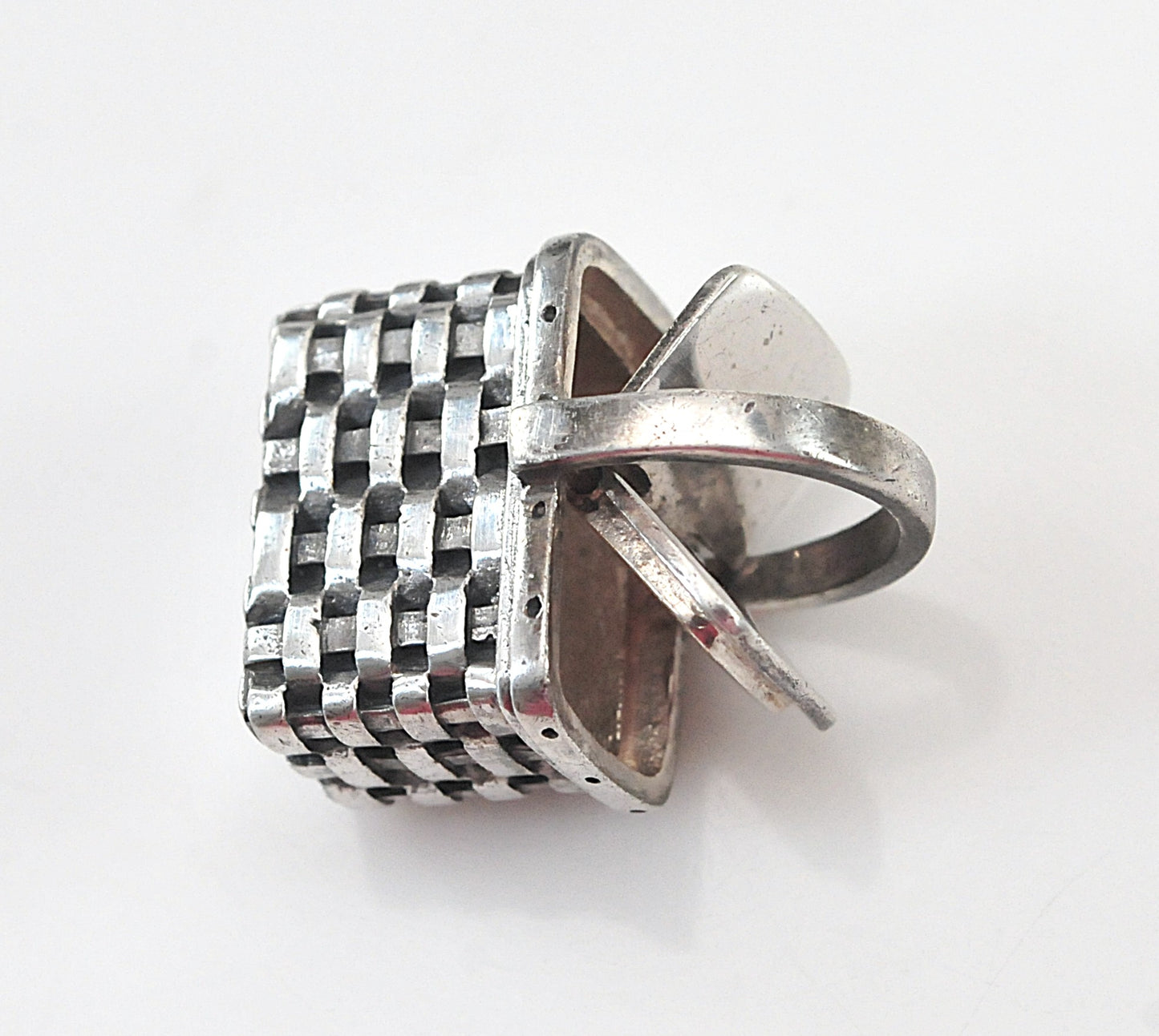 Signed Sterling Silver Picnic Basket Charm Pendant, 12 grams