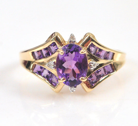 Vintage 14K Gold Amethyst and Diamond Accent Ring