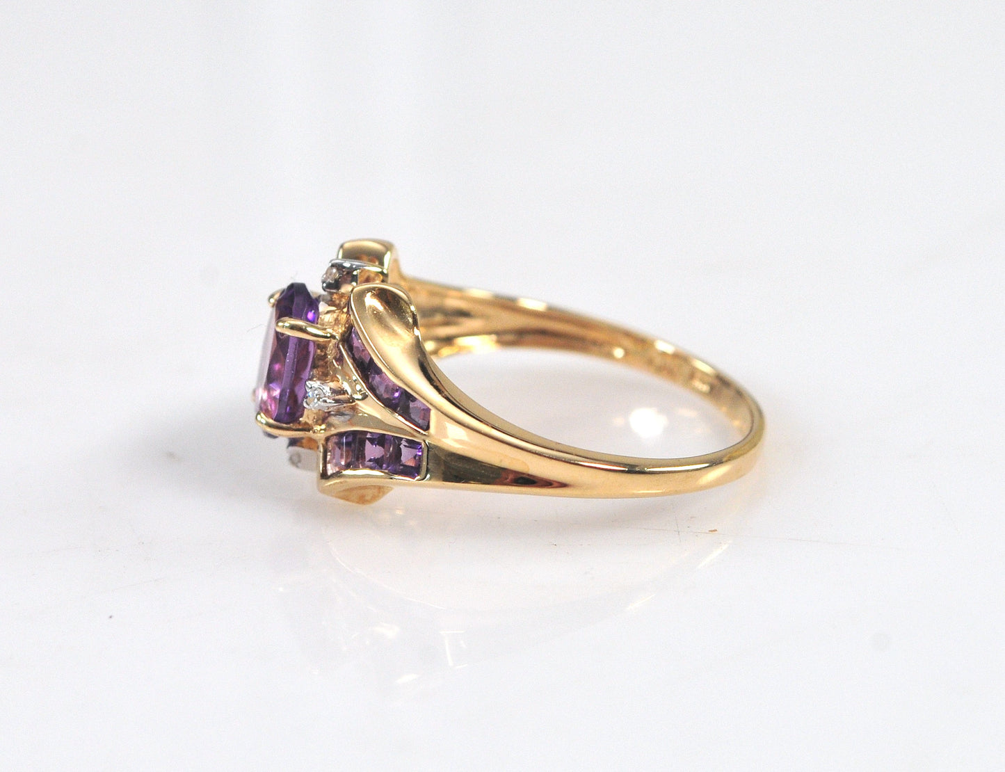 Vintage 14K Gold Amethyst and Diamond Accent Ring