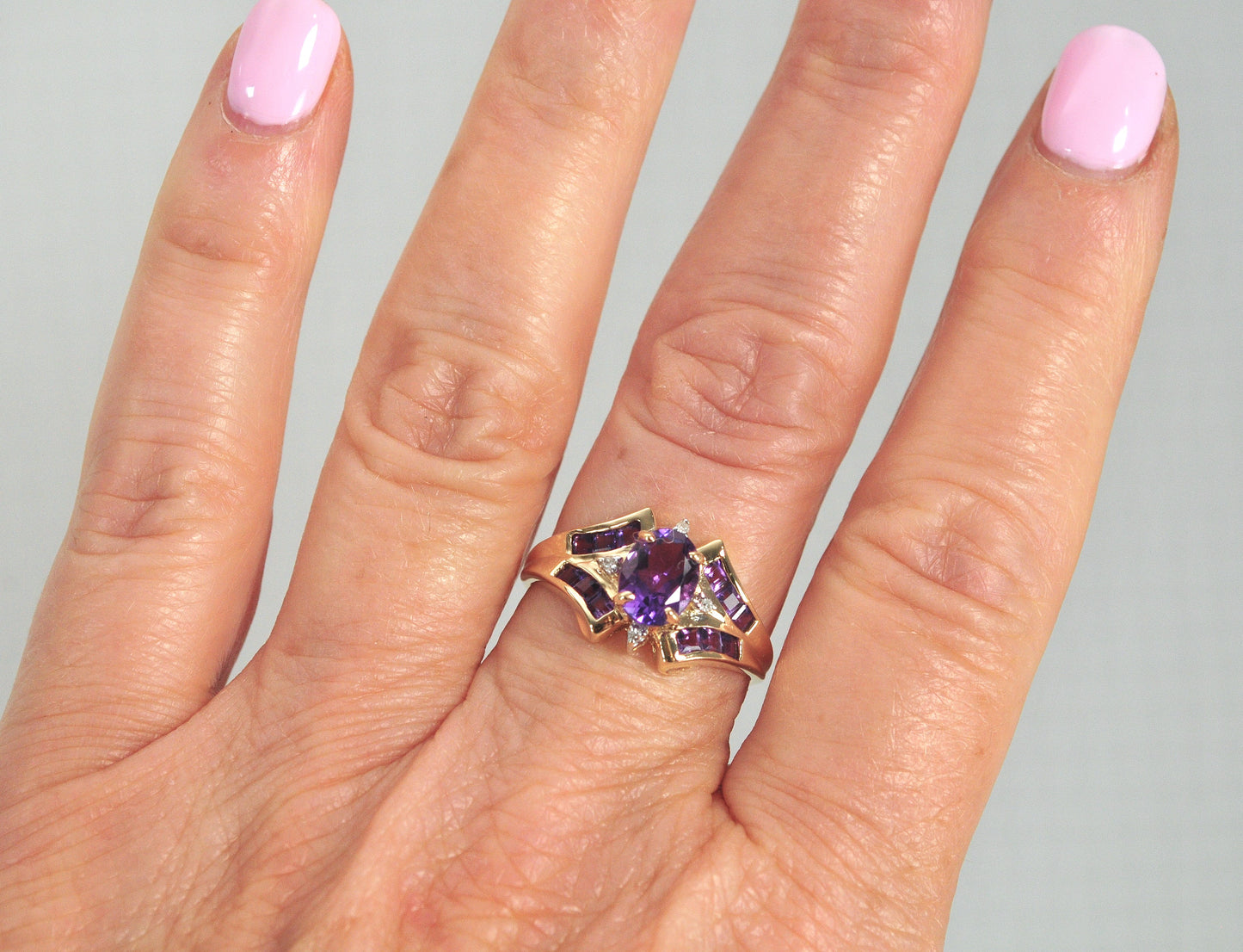 Vintage 14K Gold Amethyst and Diamond Accent Ring