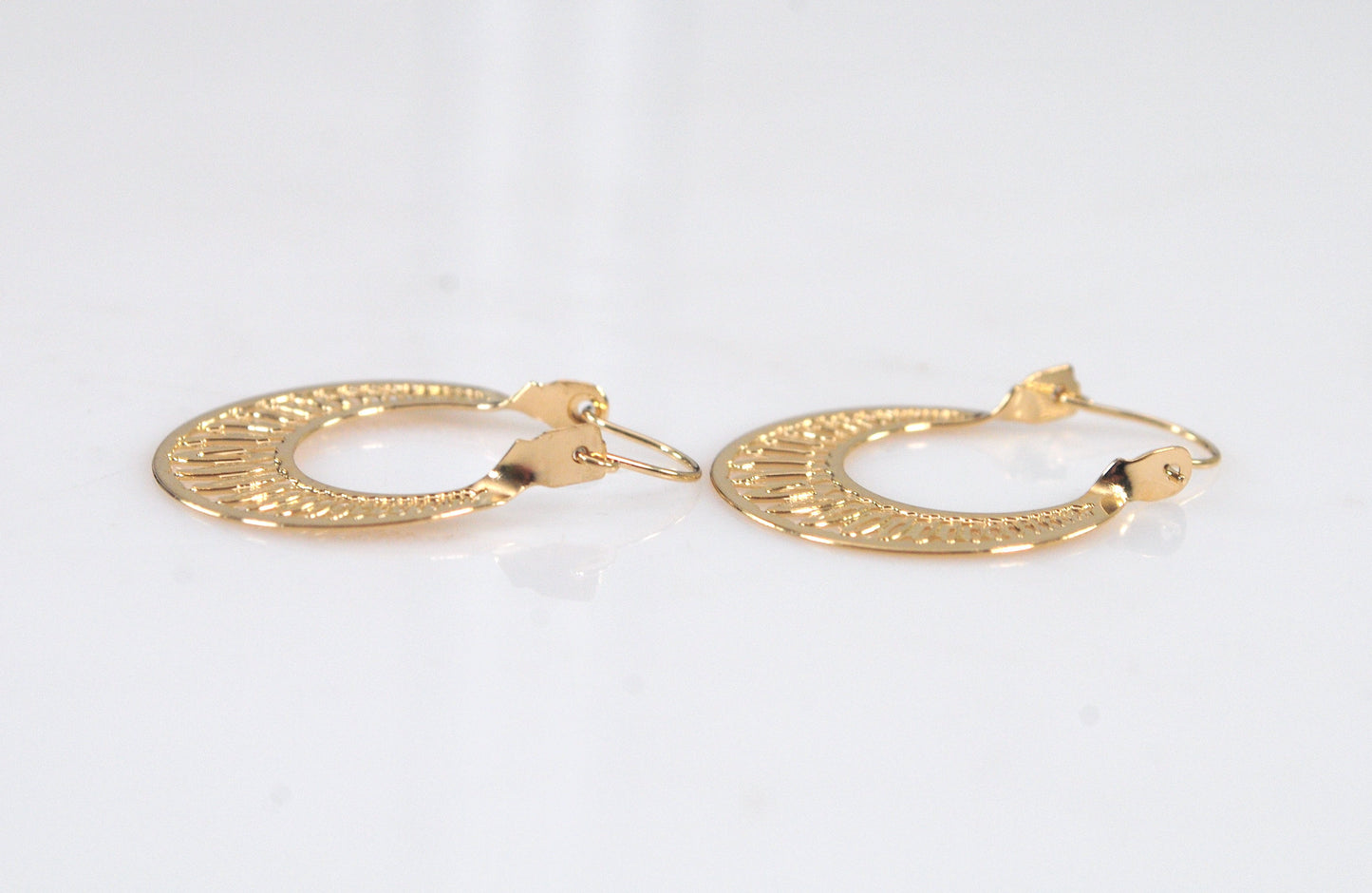 14K Gold Filagree Hoop Earrings