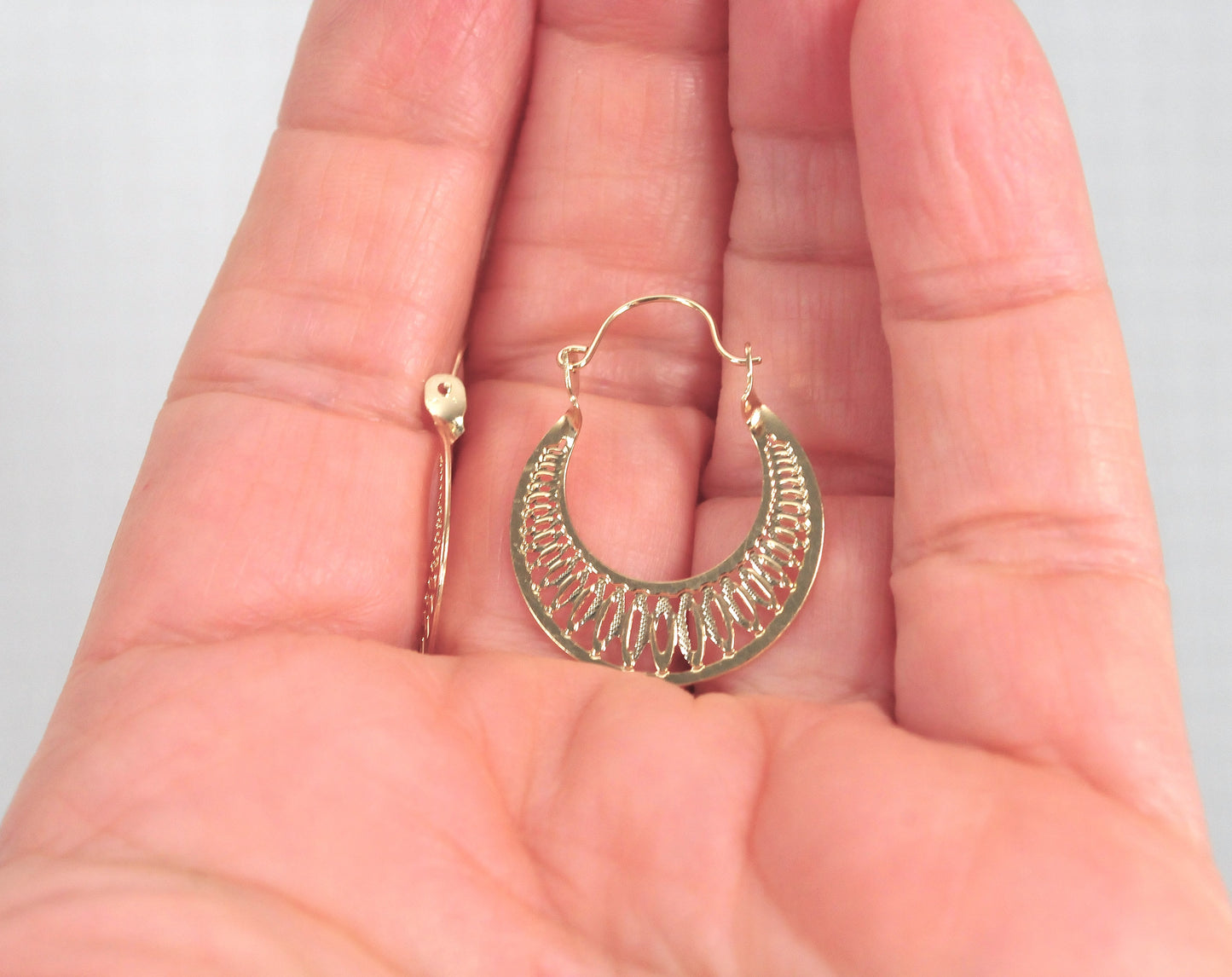 14K Gold Filagree Hoop Earrings