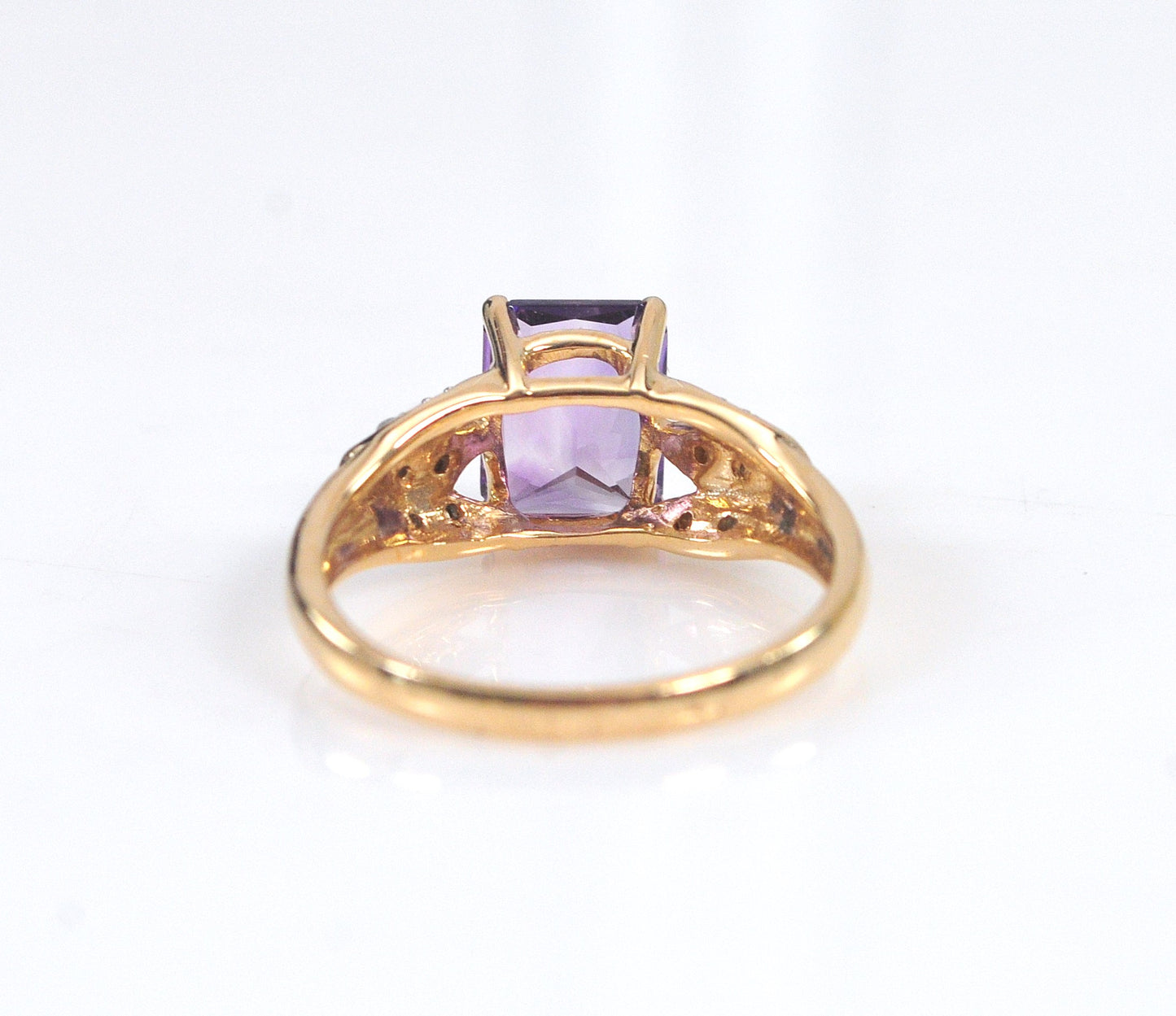 Vintage 14K Gold Amethyst and Diamond Accent Ring