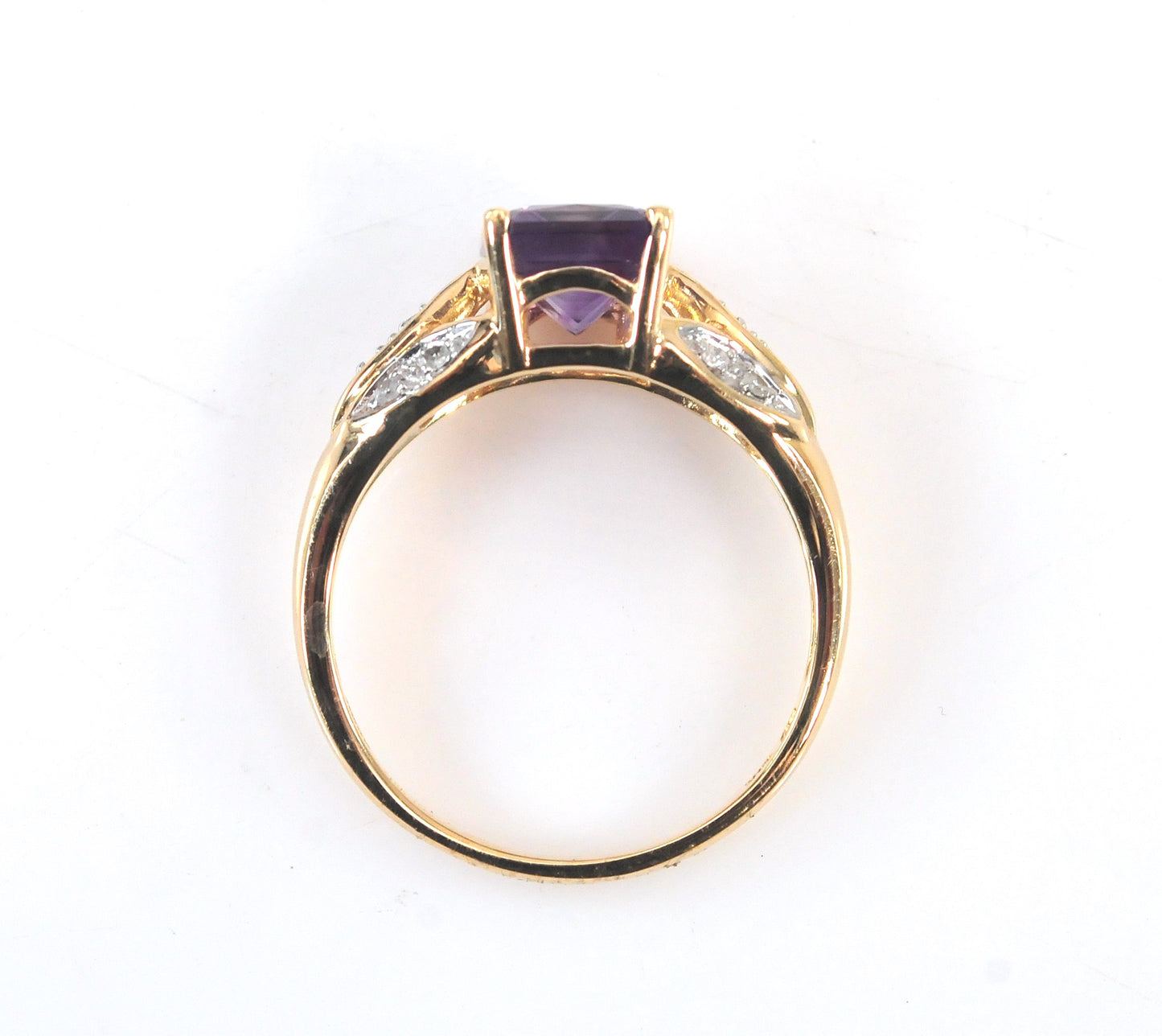 Vintage 14K Gold Amethyst and Diamond Accent Ring