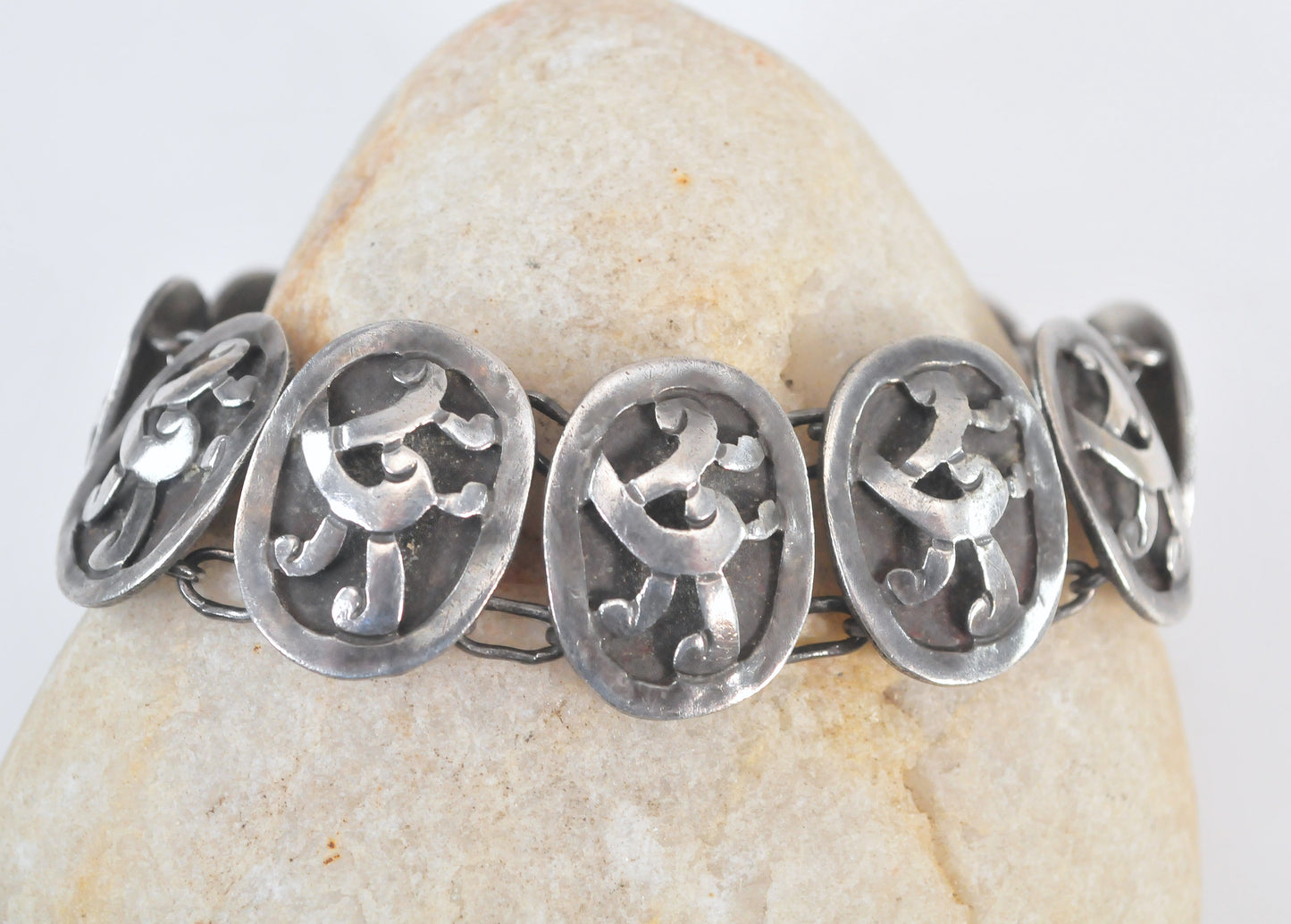 Talleres De Los Ballesteros Sterling Silver Shadowbox Link Bracelet