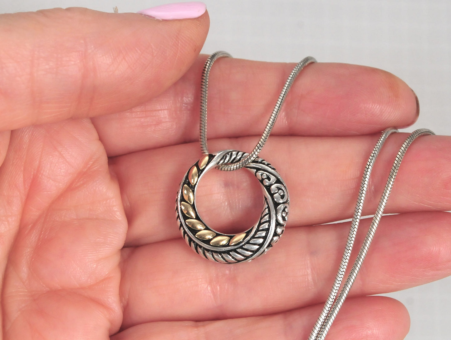 Vintage Effy Sterling Silver 18K Gold Circle Pendant Necklace