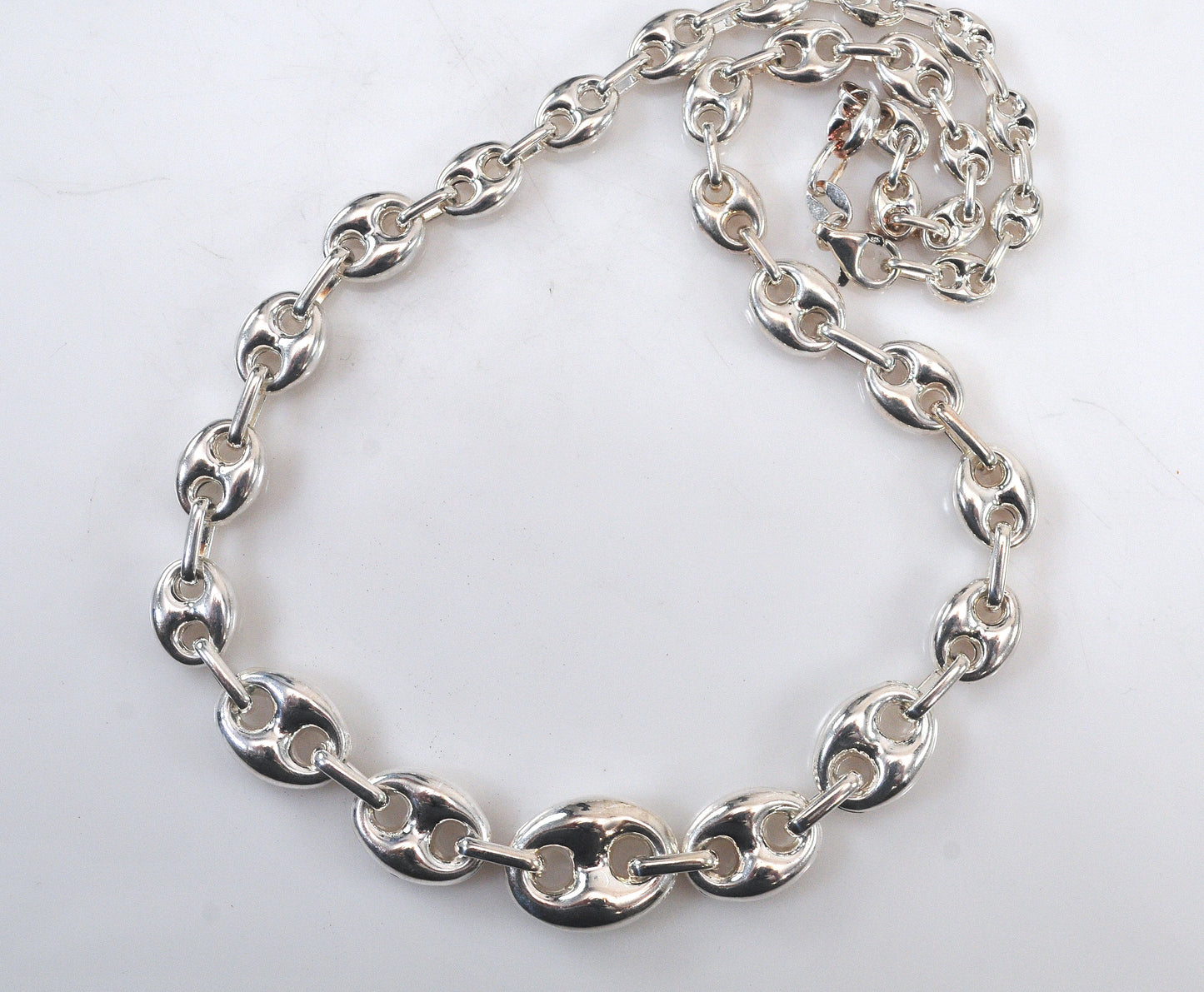 Sterling Silver Graduated Puffed Mariner Link Necklace
