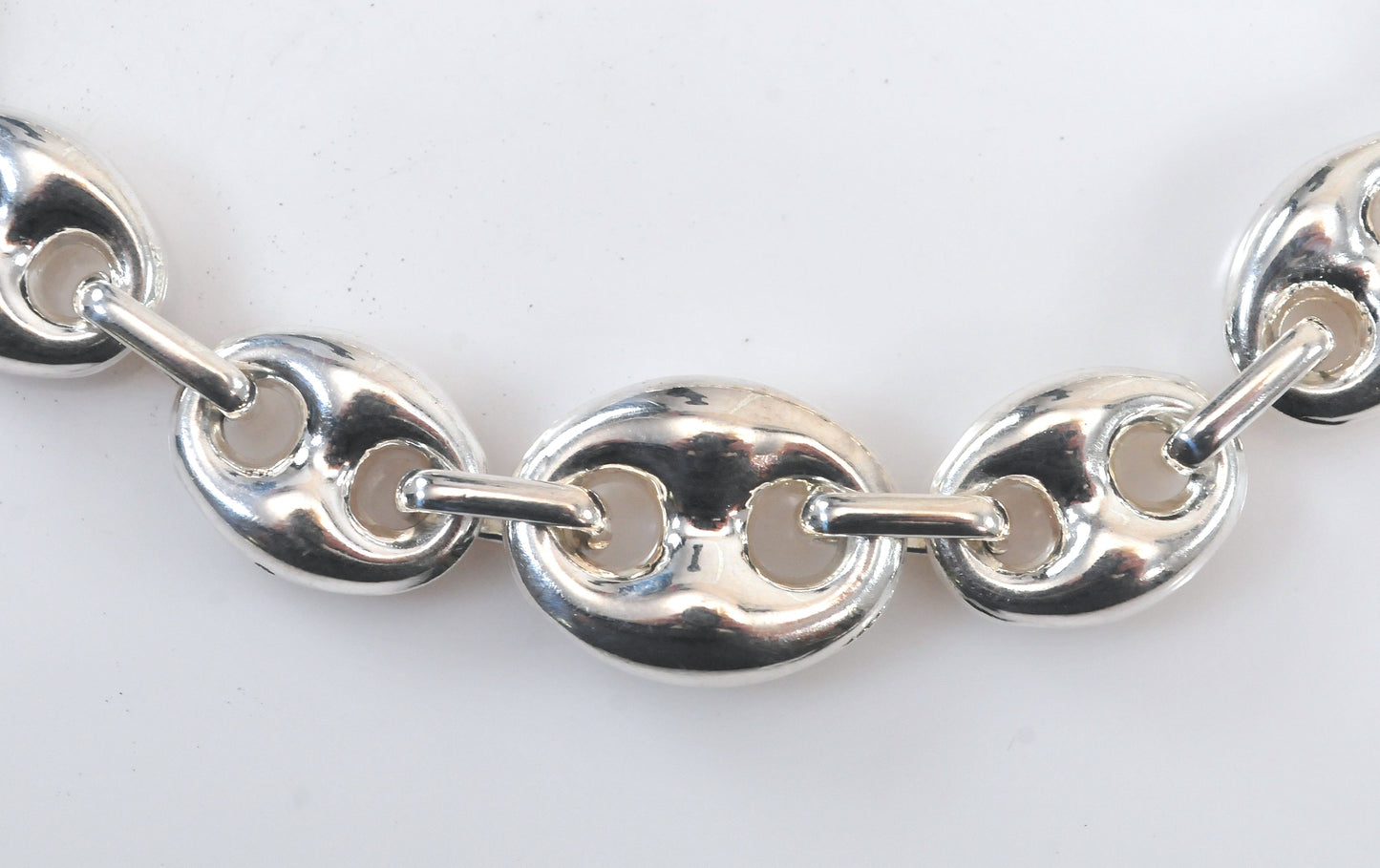 Sterling Silver Graduated Puffed Mariner Link Necklace