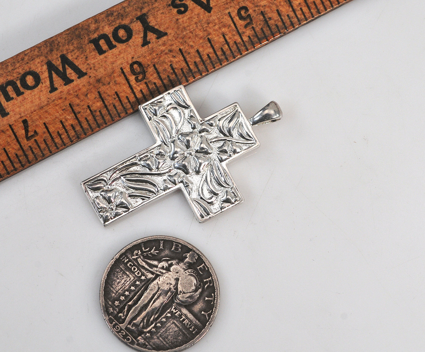 Chateau D'Argent Sterling Silver Serenity Floral Cross Pendant