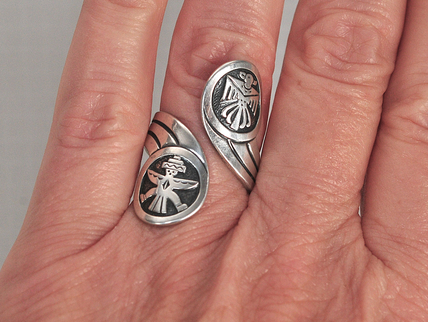 Southwestern Sterling Silver Thunderbird Kachina Ring
