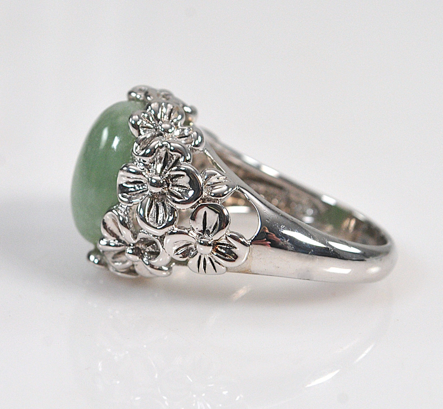 Sterling Silver Jade Flower Ring