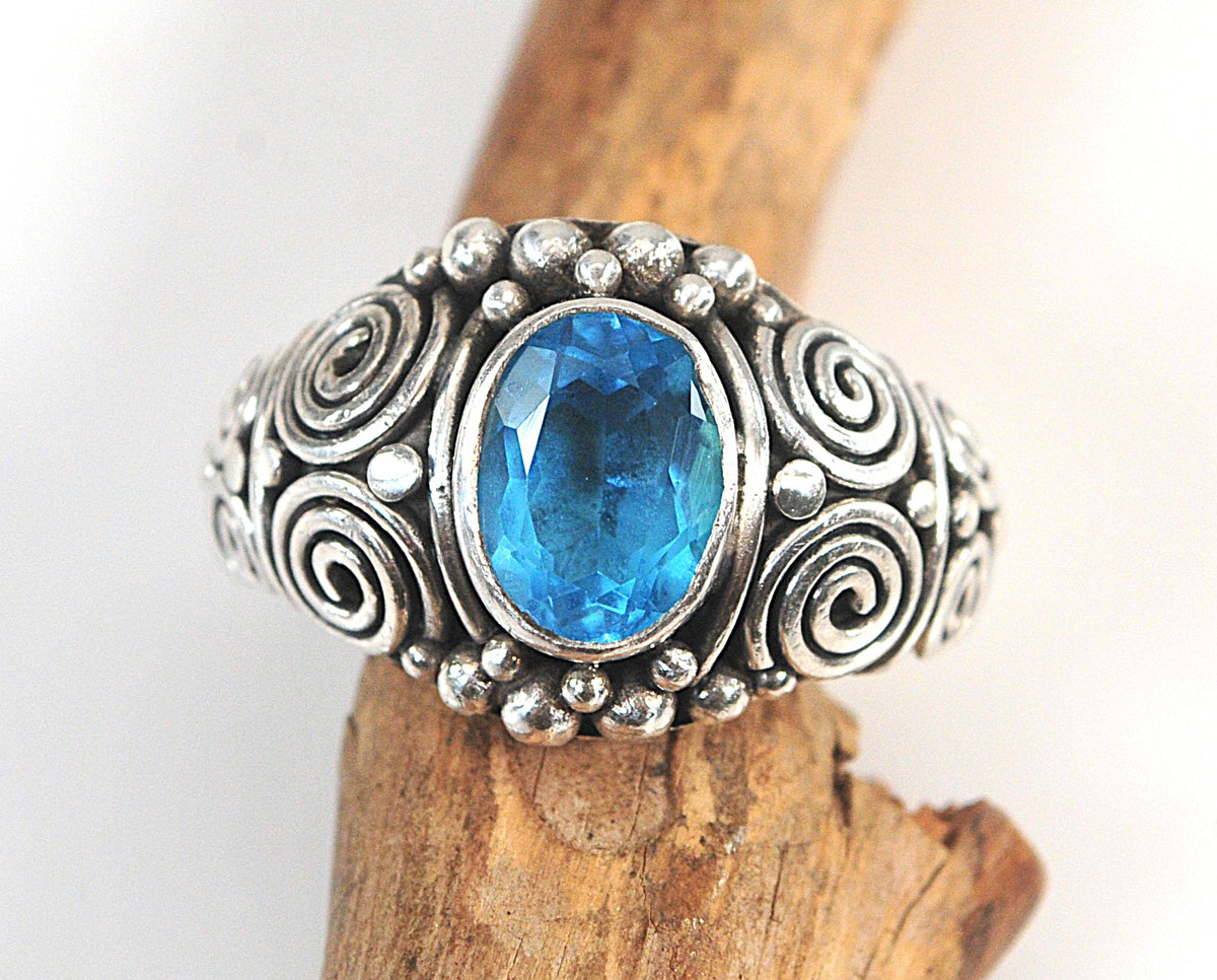 Suarti Sterling Silver Blue Topaz Ring