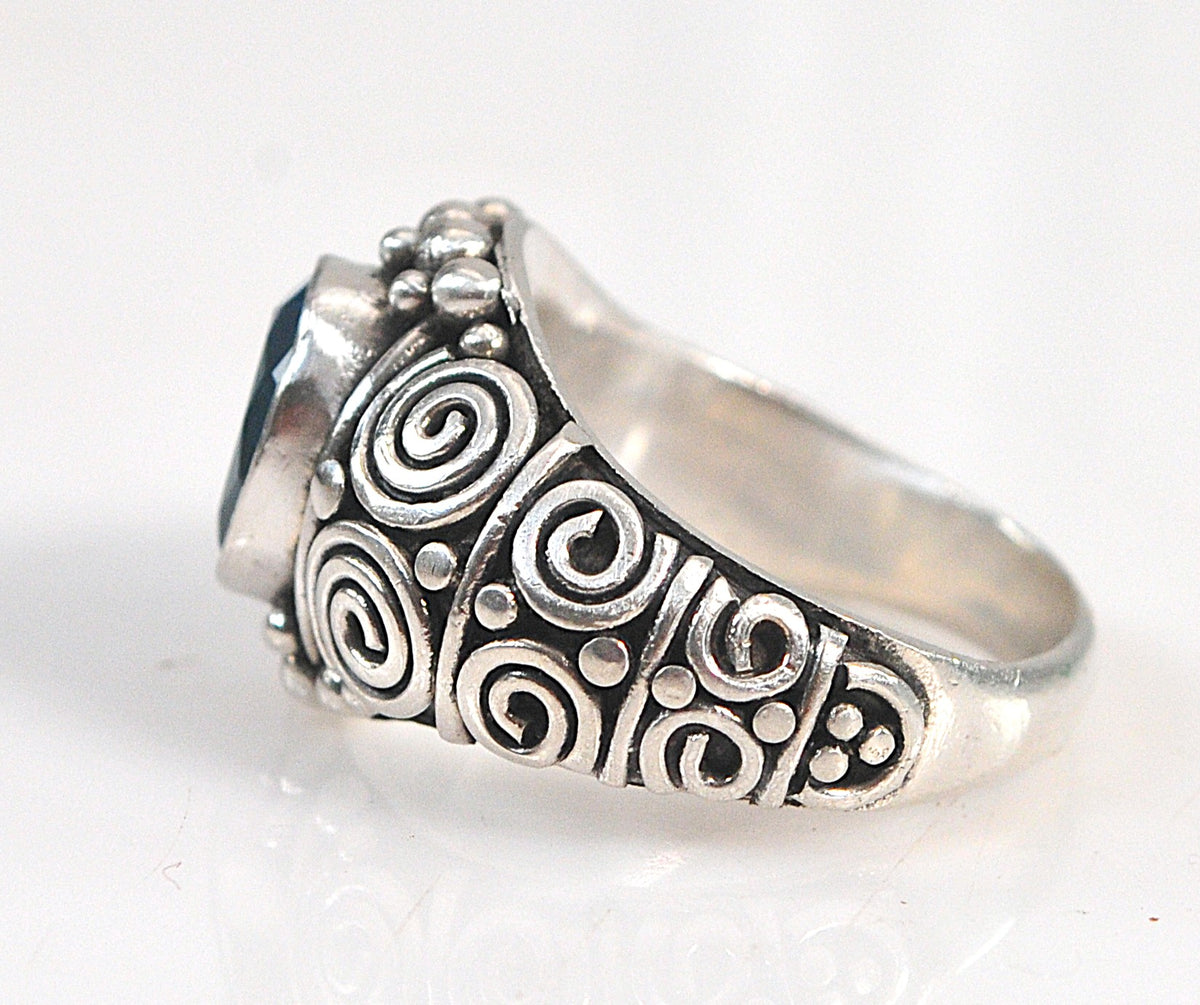 Suarti Sterling Silver Blue Topaz Ring