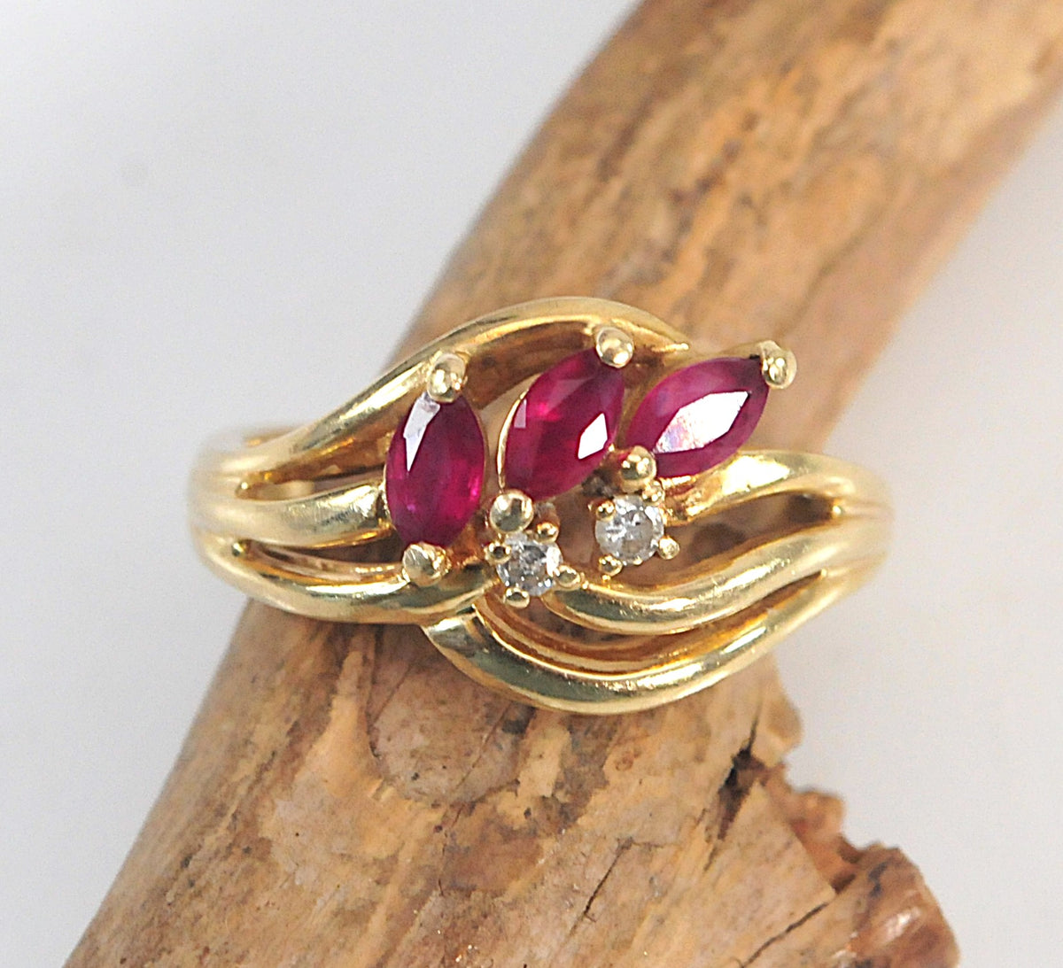 14K Gold Ruby Diamond Ring