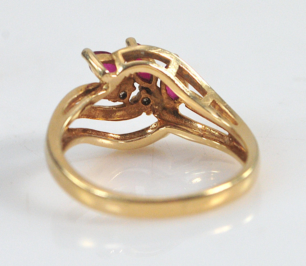 14K Gold Ruby Diamond Ring