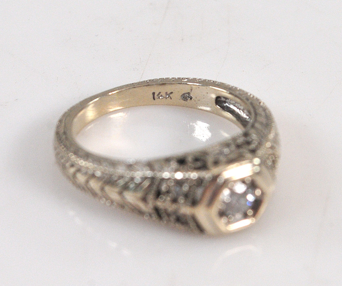 14K Gold Art Deco Style Diamond Ring