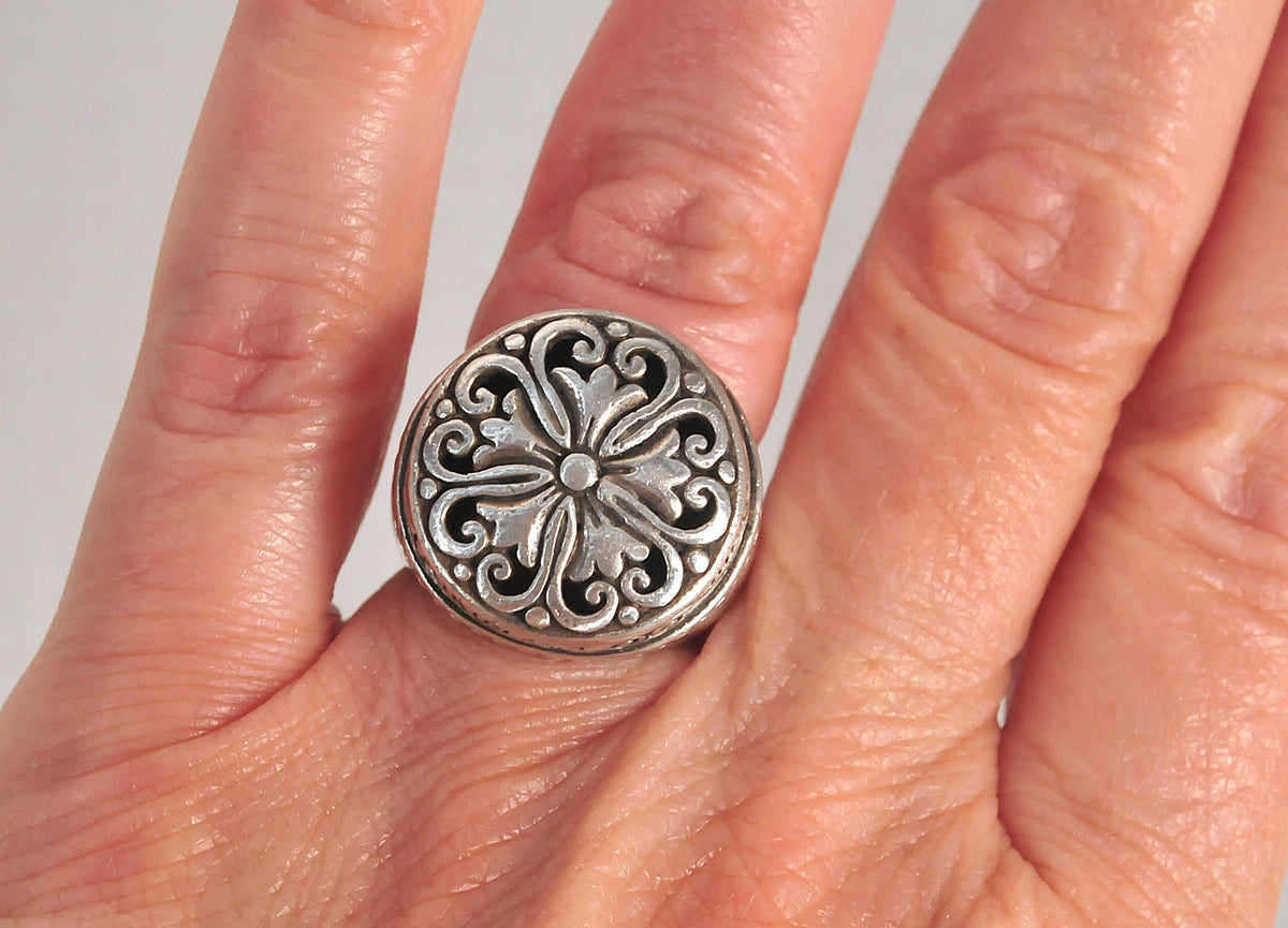 Vintage Brighton Sterling Silver Scroll Heart Ring