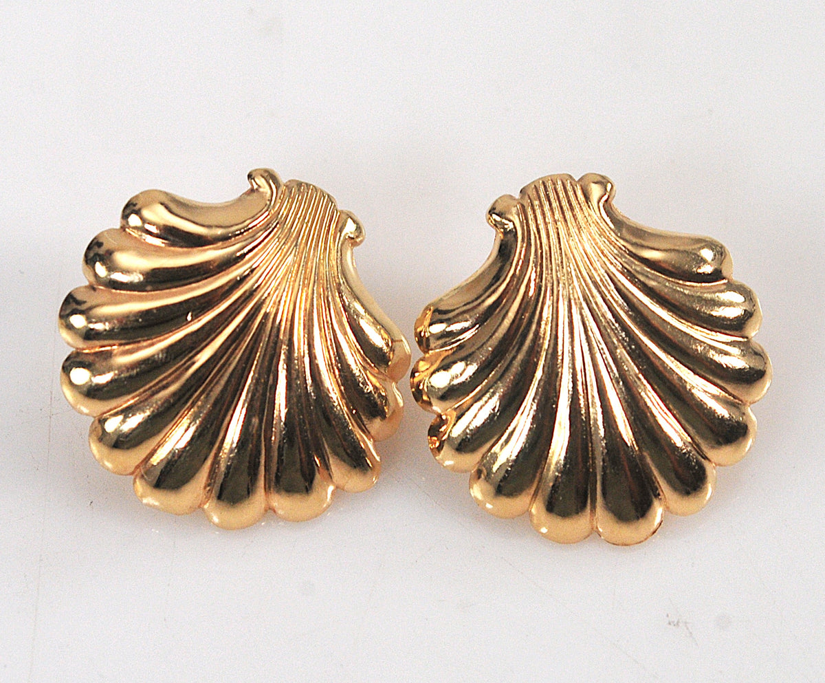 Jacmel Mauritius 14K Gold Seashell Stud Earrings