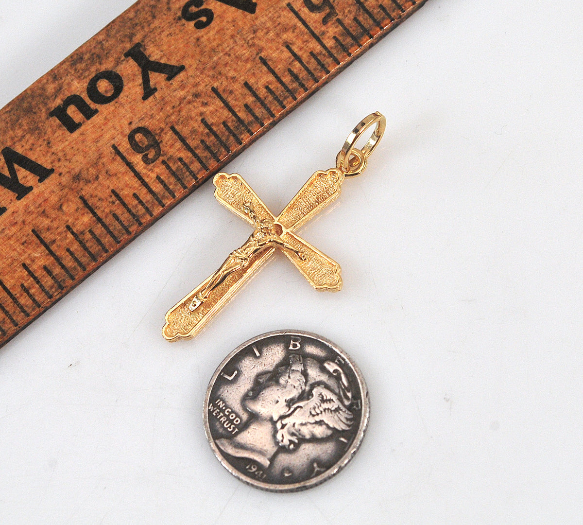14K Gold Crucifix Pendant