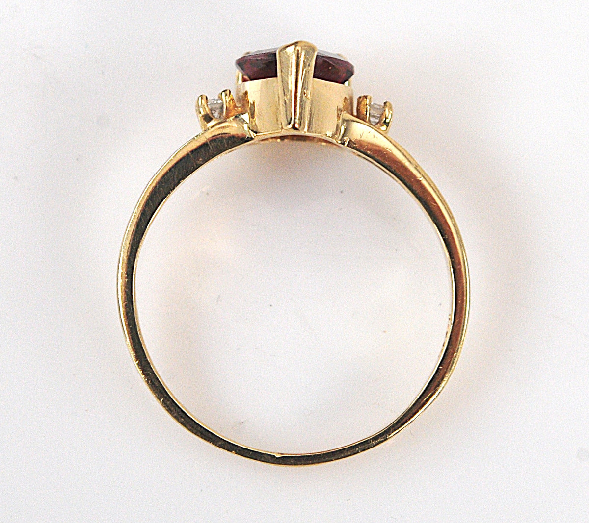 Vintage 14K Gold Garnet Diamond Ring