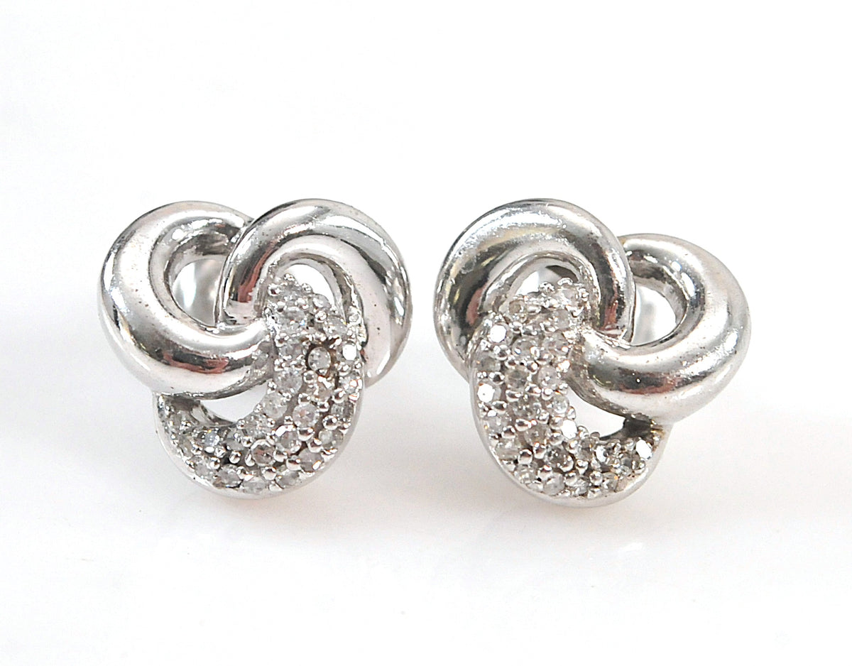 Heng Ngai 925 Sterling Silver Diamond Knot Stud Earrings