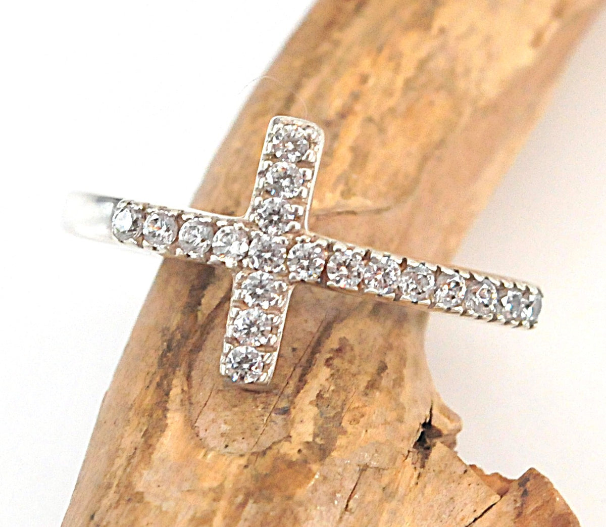 Silpada Sterling Silver Cross Ring