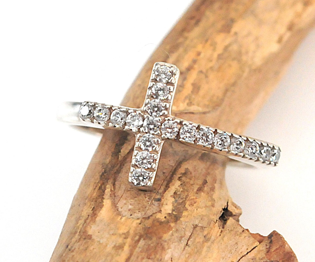 Silpada Sterling Silver Cross Ring