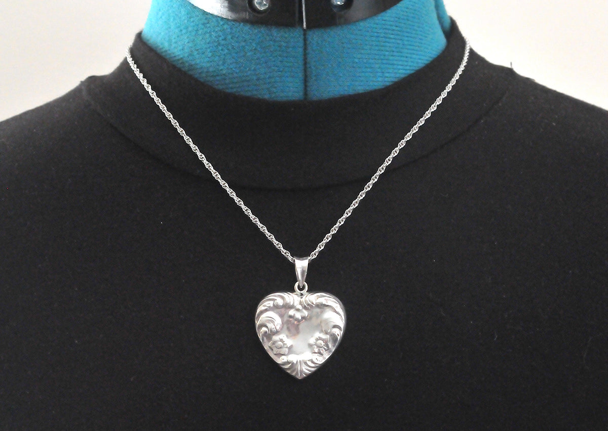 Vintage Sterling Silver Floral Puffed Heart Pendant Necklace