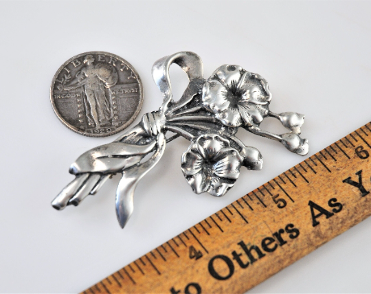 Large Vintage Sterling Silver Floral Brooch