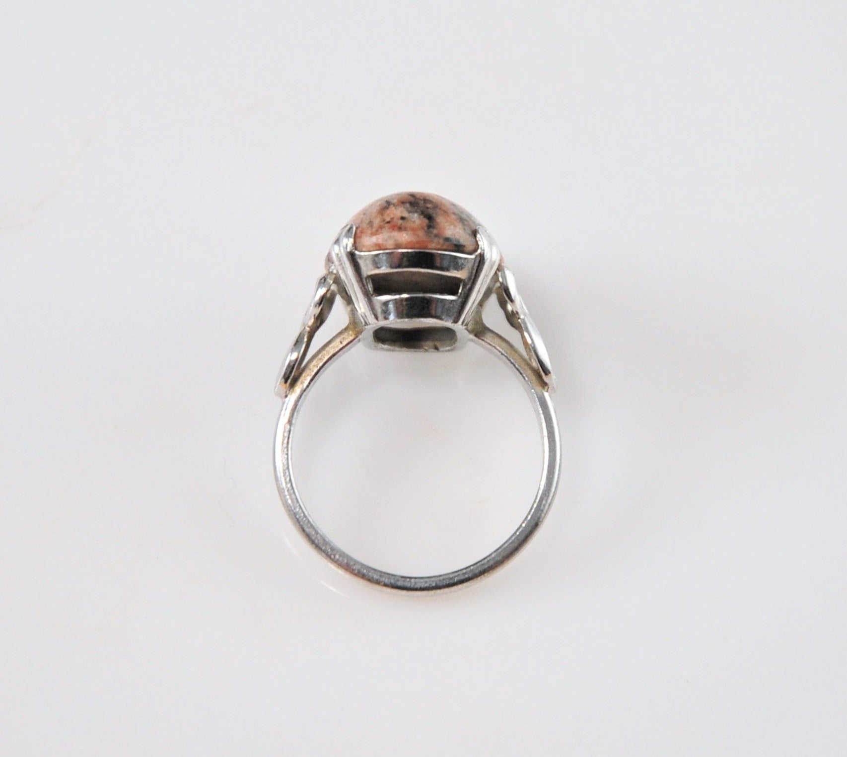 Vintage Sterling Silver Rhodonite Ring Size 8 - silvervintagejewelry