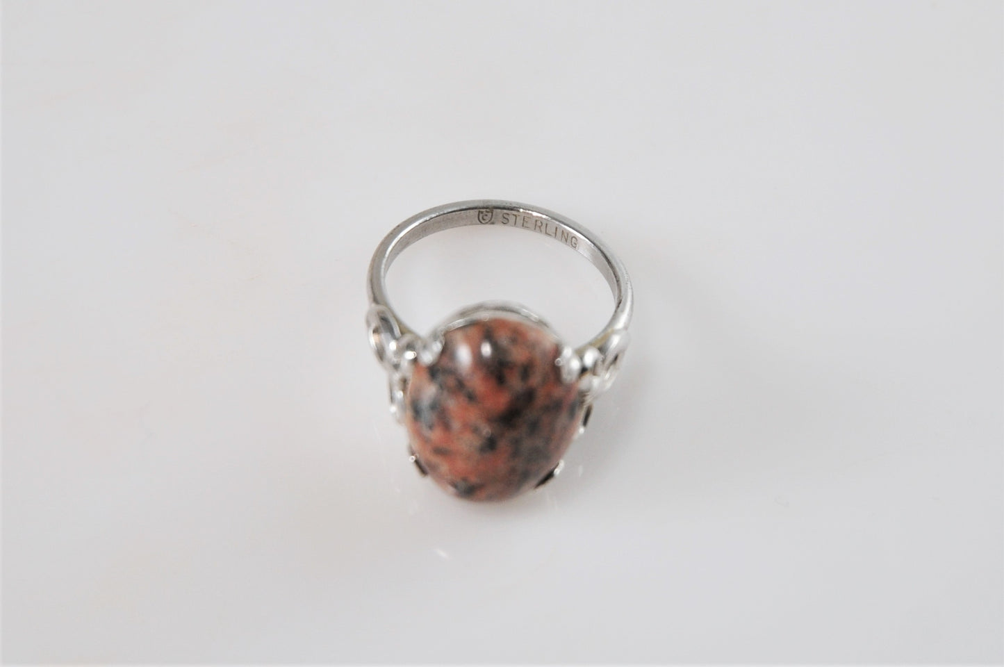 Vintage Sterling Silver Rhodonite Ring Size 8 - silvervintagejewelry