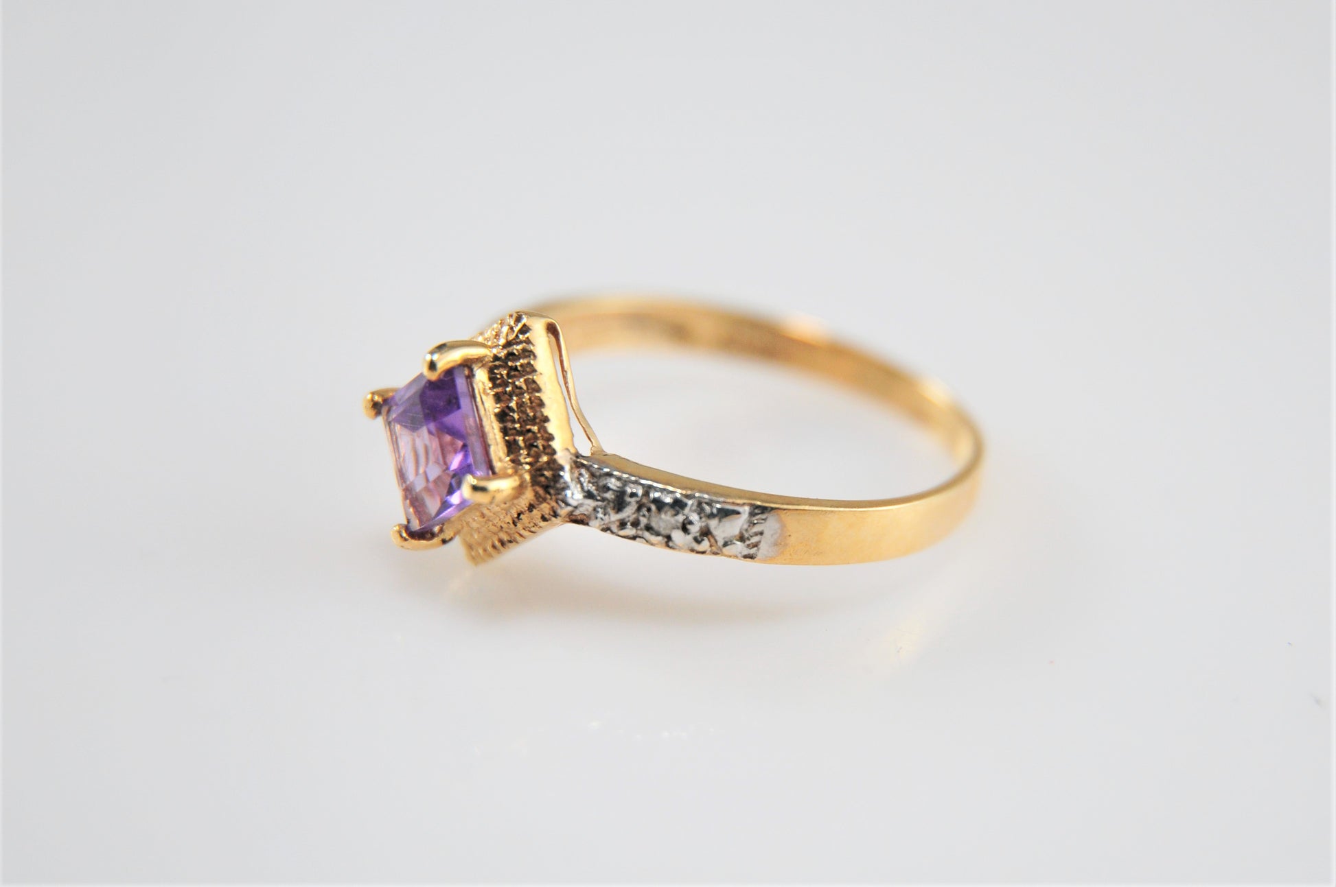 AFJC 10K Gold Amethyst Ring with Diamond Accents Size 7 1/4 - silvervintagejewelry