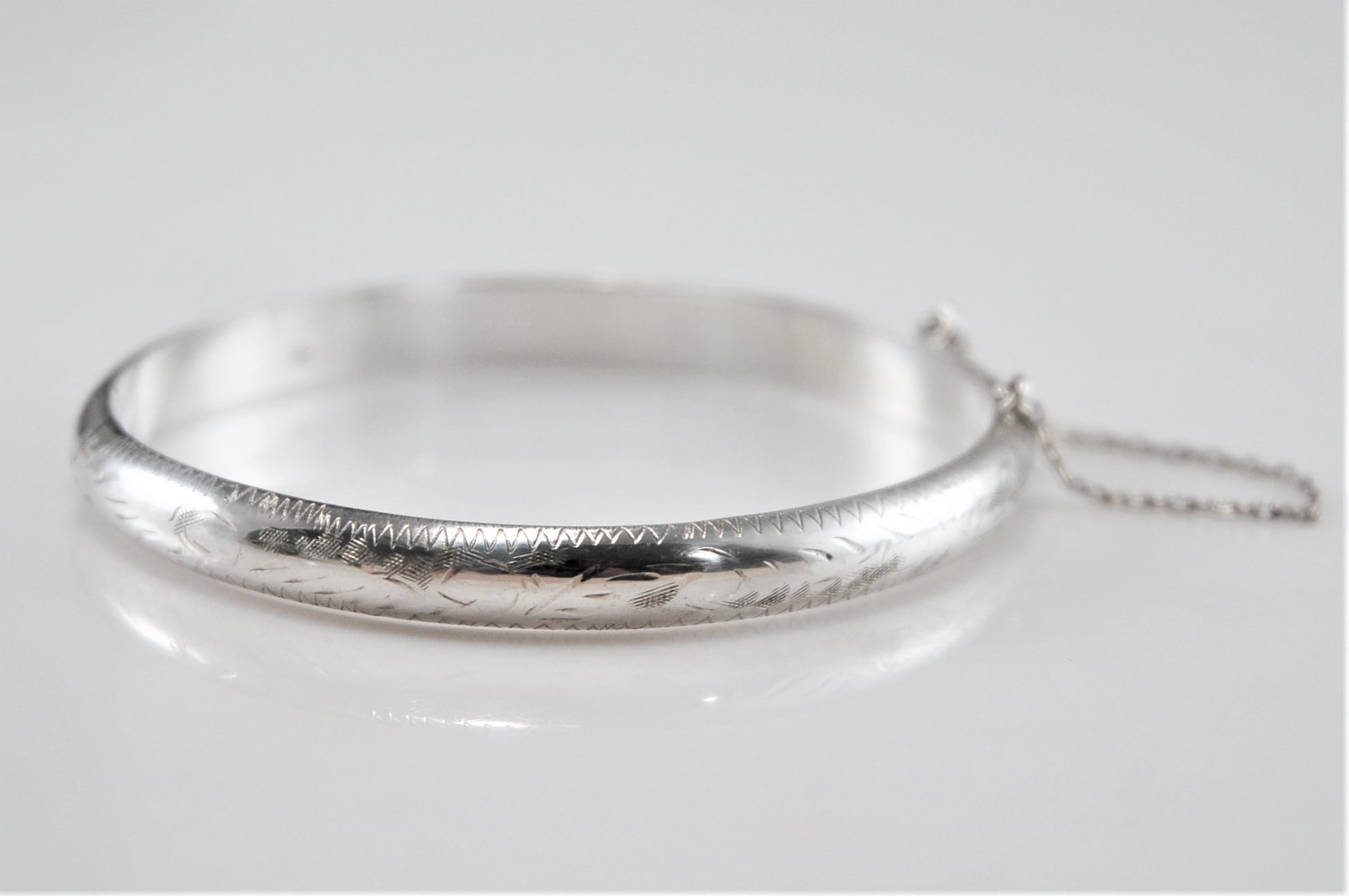 Narrow Sterling Silver Engraved Hinged Bangle, Floral Etched Bangle - silvervintagejewelry