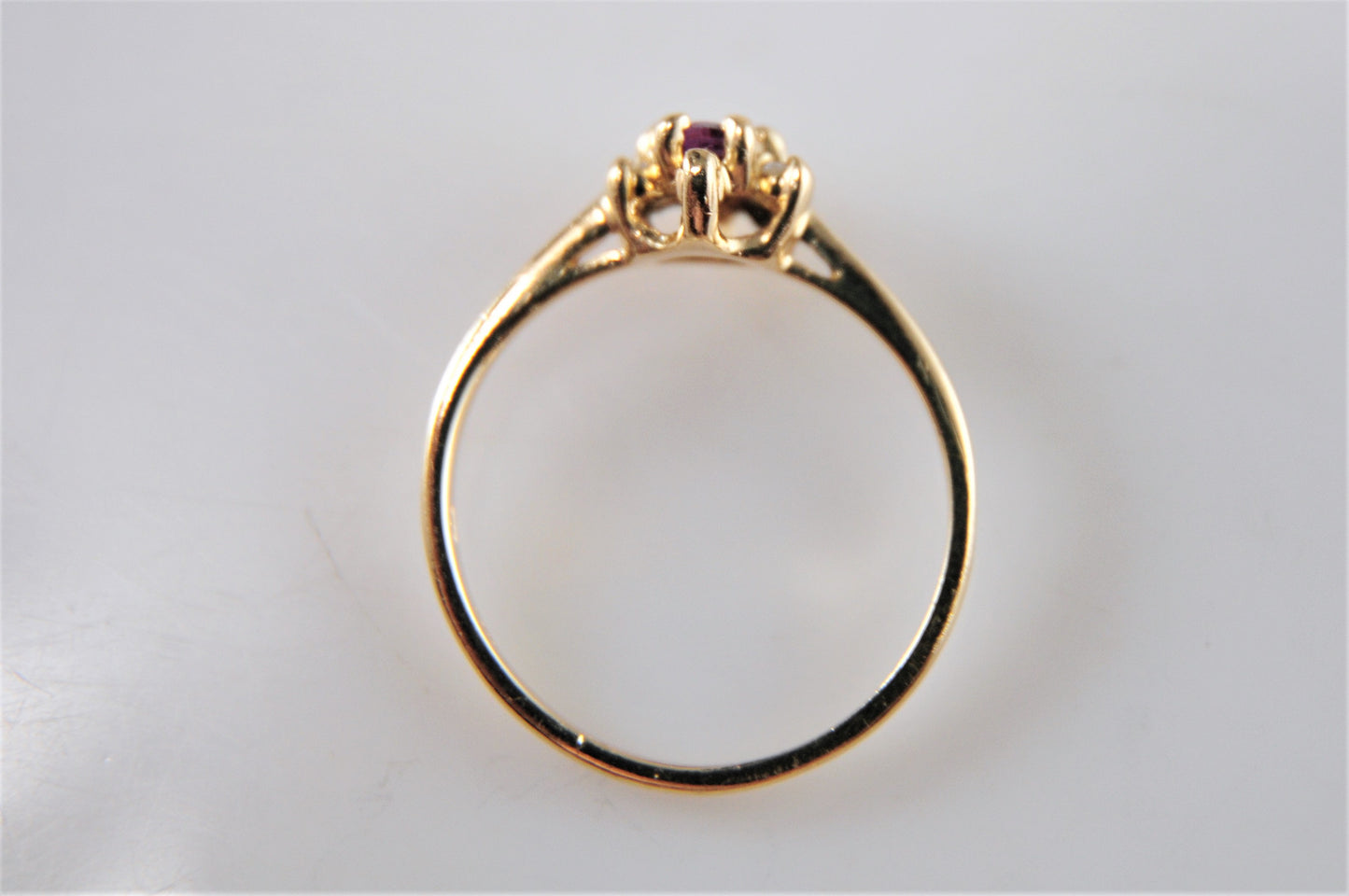 Vintage 14K Gold Amethyst and Diamond Accent Ring Size 6 - silvervintagejewelry