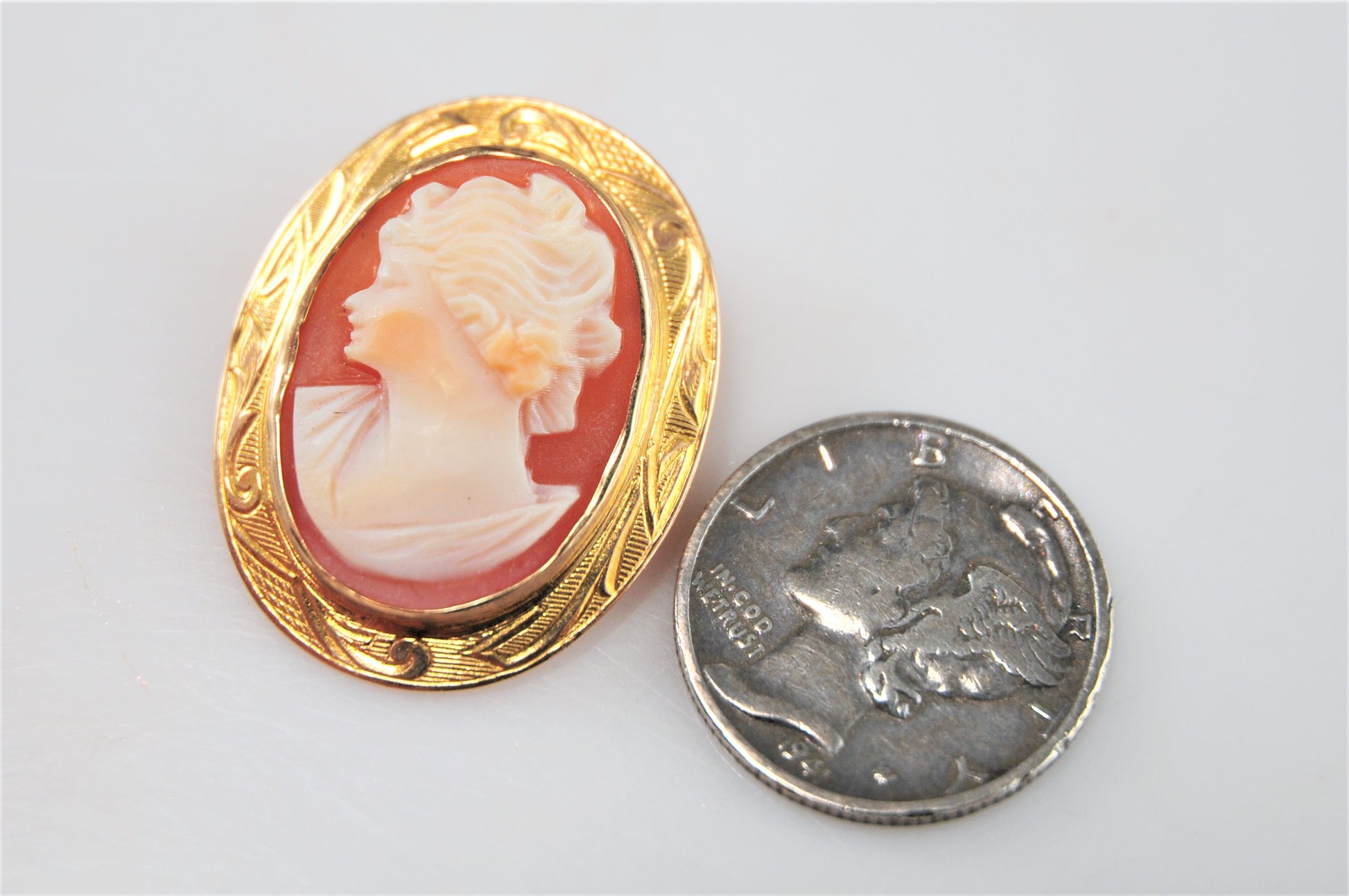 Vintage 10K Gold Carved Cameo Brooch - silvervintagejewelry