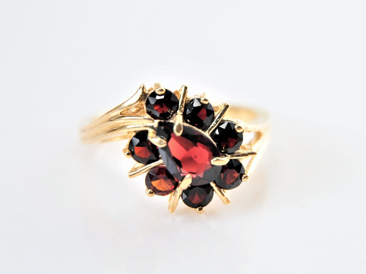 14K Gold Garnet Cluster Ring Size 6 3/4