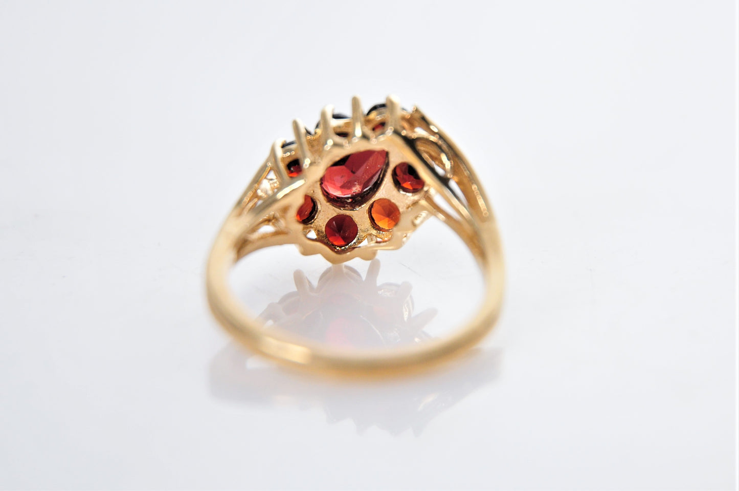 14K Gold Garnet Cluster Ring Size 6 3/4